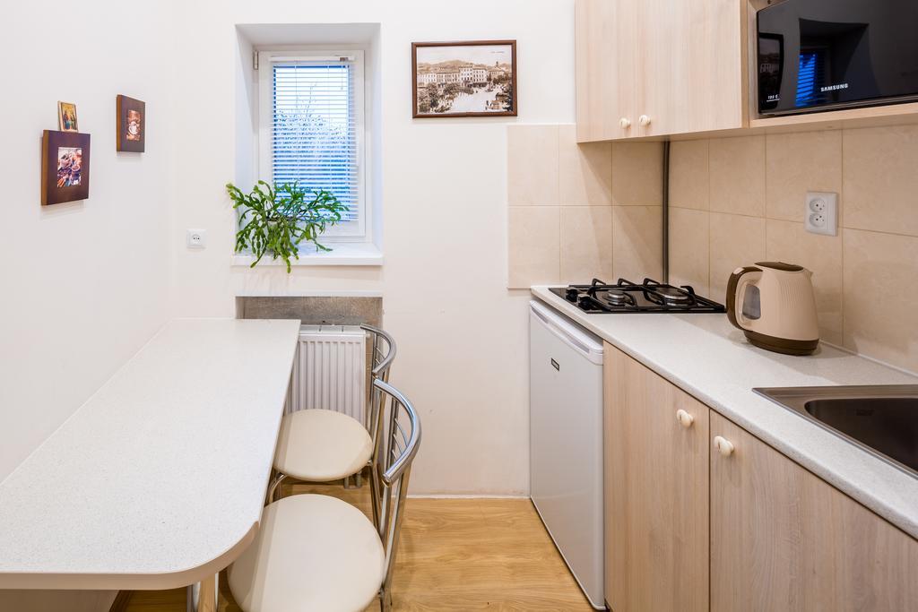 Apartment On Khmelnytskogo Street Lviv Kültér fotó