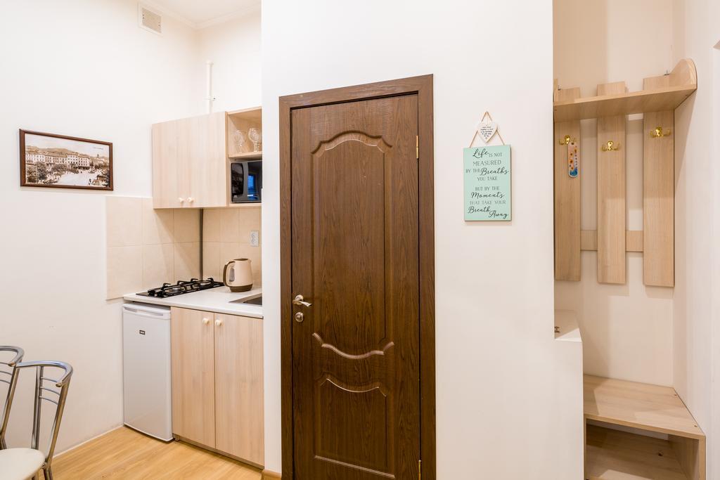 Apartment On Khmelnytskogo Street Lviv Kültér fotó
